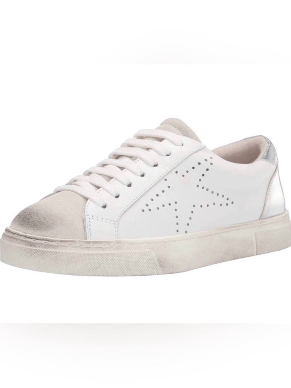 Steve Madden
Rezume Distressed Sneaker, Suede Cap Toe & Star US 7.5